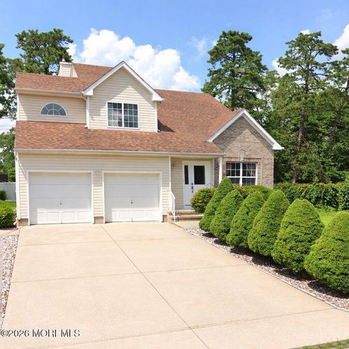 1609 8th Ave, Toms River, NJ, 08757-2845 | Card Image