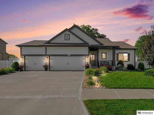 1807 Mayflower Road, Bellevue, NE, 68123 | Card Image