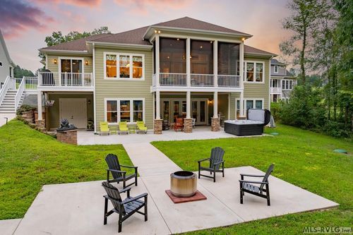 1060 Starboard Dr, Bracey, VA, 23919 | Card Image