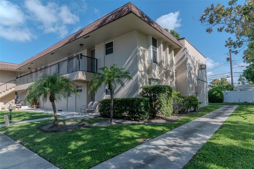 apt-201-9945 47th Ave N, ST PETERSBURG, FL, 33708-3277 | Card Image