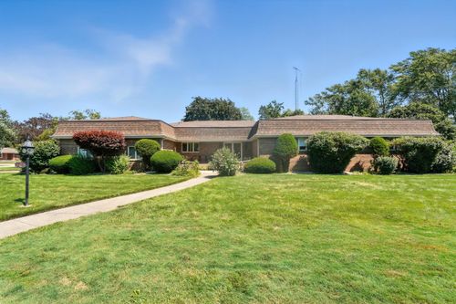 5749 Ellsworth Ct, Merrillville, IN, 46410-2162 | Card Image