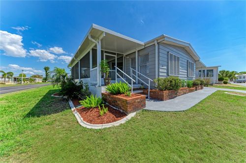 2 S Flora Vista St, ENGLEWOOD, FL, 34223-2149 | Card Image