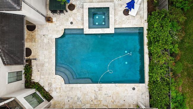 5558 Aspen St, House other with 5 bedrooms, 7 bathrooms and 3 parking in Bellaire TX | Image 34
