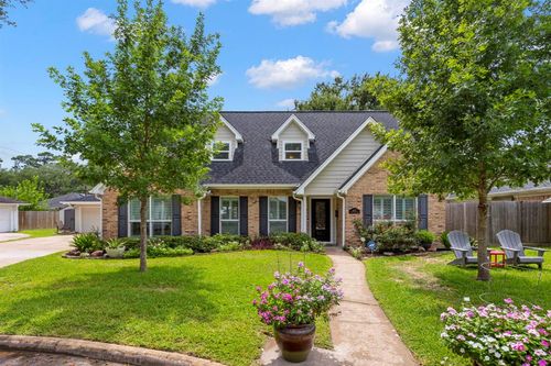 4907 Twin Candle Dr, Houston, TX, 77018-1349 | Card Image