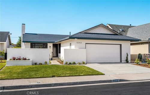 5202 Del Sur Cir, La Palma, CA, 90623-2211 | Card Image