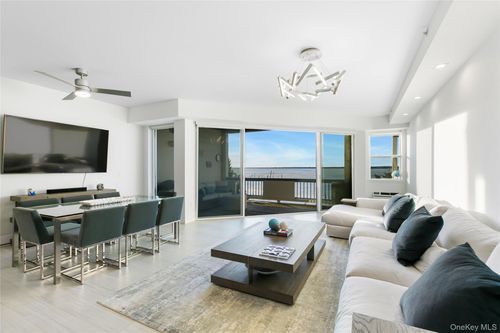 101g-260 Dune Rd, Southampton, NY, 11968-4717 | Card Image