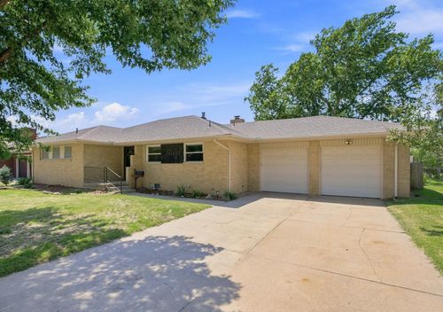 1633 N Charles St, Wichita, KS, 67203-1519 | Card Image