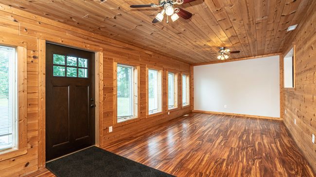 100 Broadway, House other with 3 bedrooms, 2 bathrooms and null parking in Springfld Twp MI | Image 7