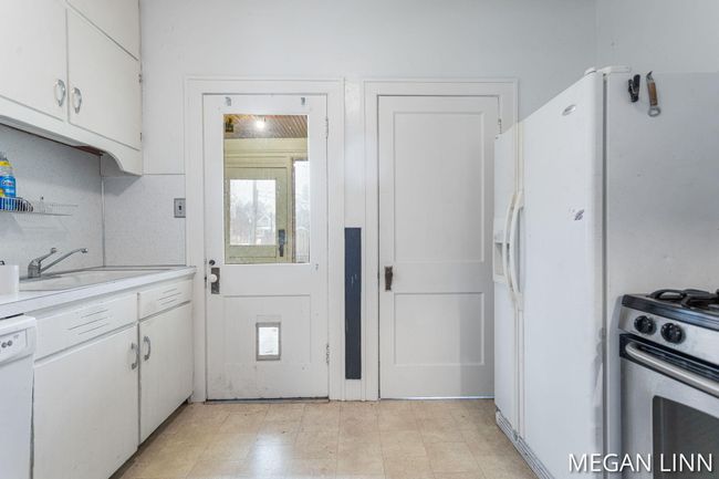 186 W 12 Th St, House other with 6 bedrooms, 3 bathrooms and null parking in Holland MI | Image 48