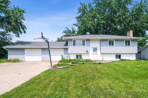 16570 Genesee Ave W, Rosemount, MN, 55068-5228 | Card Image