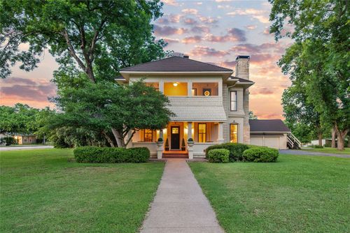 415 N Avenue I, Clifton, TX, 76634-1557 | Card Image