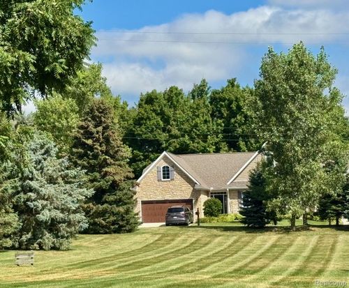 76 Fox Hollow Dr, Metamora, MI, 48455-9006 | Card Image