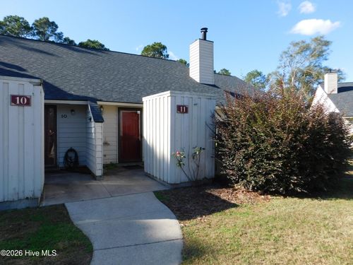 11 Pillory Cir, New Bern, NC, 28562-8847 | Card Image
