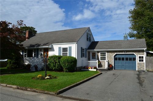 12 Sachem Rd, Riverside, RI, 02915-2002 | Card Image