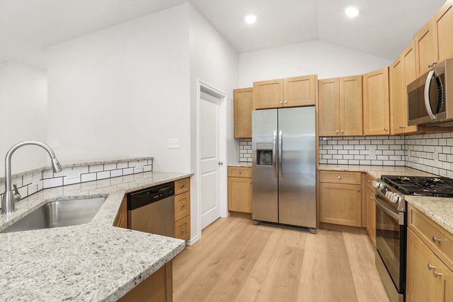 808 Bell St, House other with 4 bedrooms, 2 bathrooms and null parking in Coleman TX | Image 6
