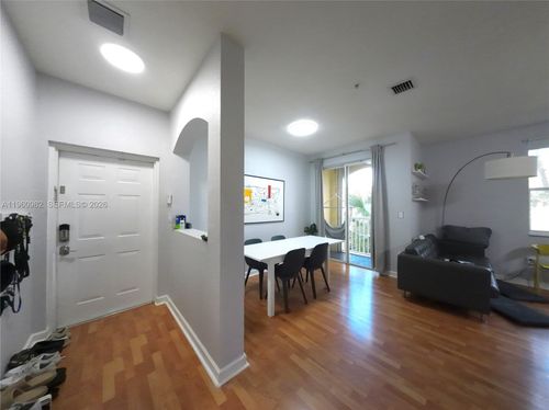 203-130 Jacaranda Country Club Dr, Plantation, FL, 33324-2599 | Card Image