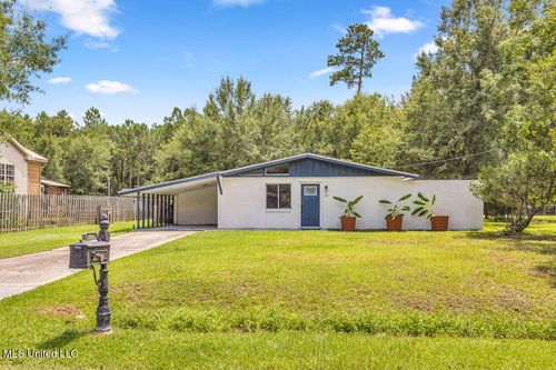 20 Chantilly Terrace, Bay Saint Louis, MS, 39520 | Card Image