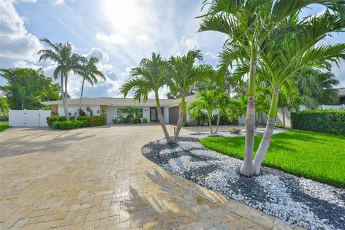 101 Poinciana Ln, LARGO, FL, 33770-2662 | Card Image