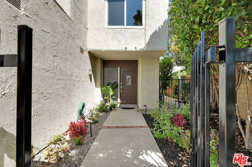 603 Racquet Club Ln, Thousand Oaks, CA, 91360-2556 | Card Image