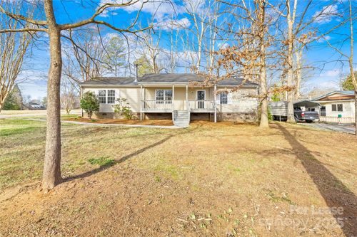 120 Roger Dr, Statesville, NC, 28625-2202 | Card Image