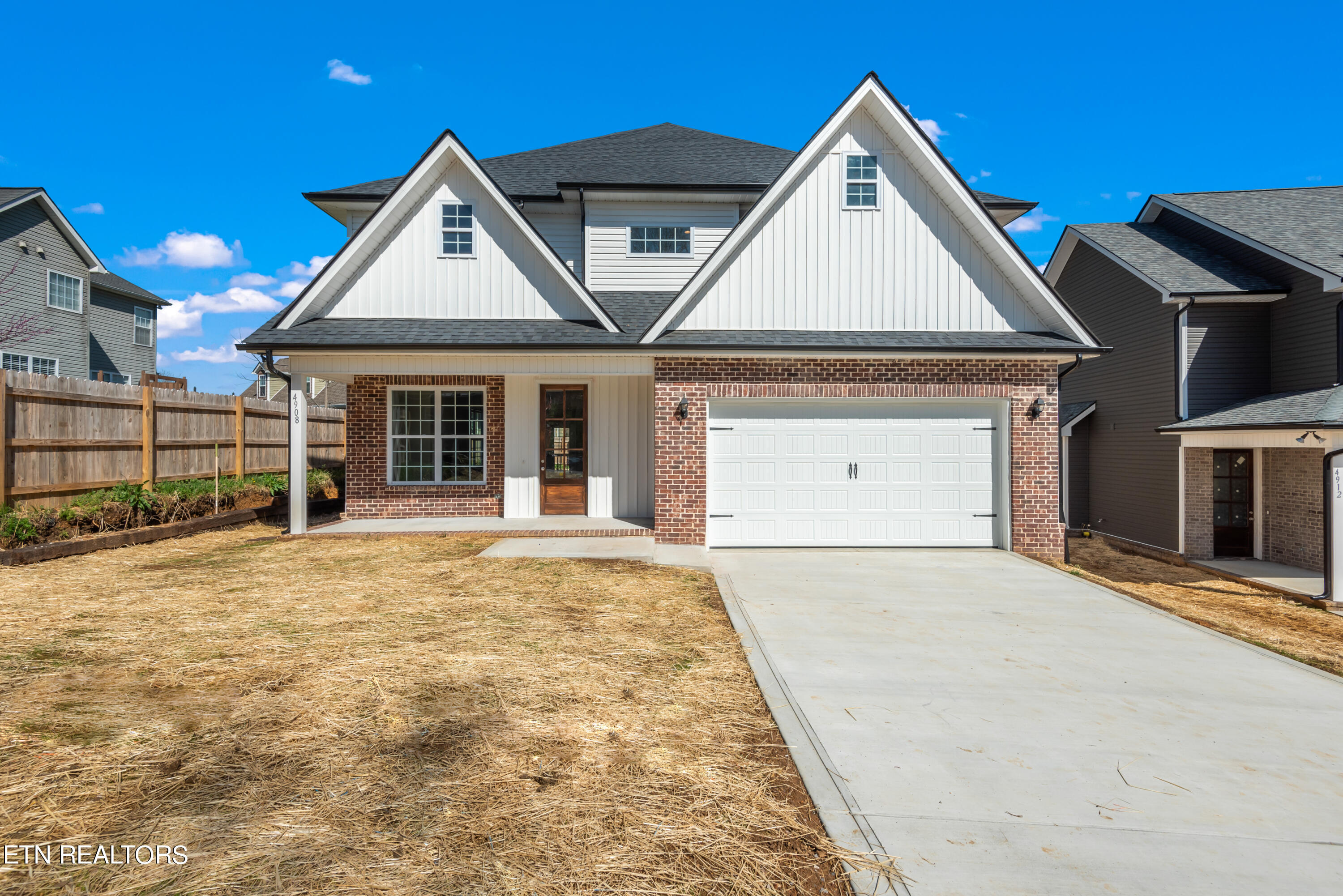 Birch Hollow Ln, Knoxville, TN 37920