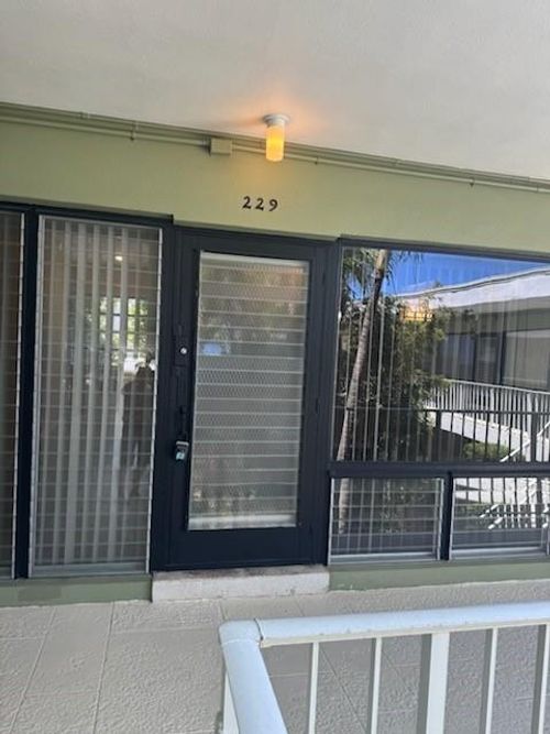 apt-229-1911 Ne 8th Ct, Fort Lauderdale, FL, 33304-3039 | Card Image