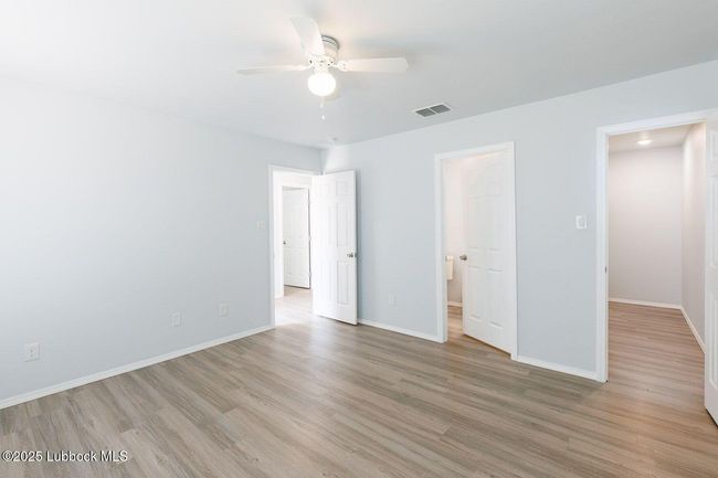 Primary Suite | Image 18
