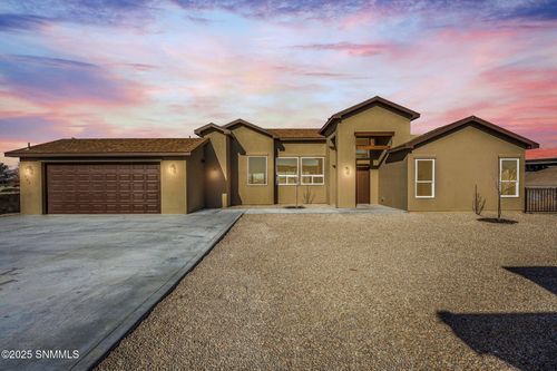 701 Basha Arc, Las Cruces, NM, 88005-4150 | Card Image