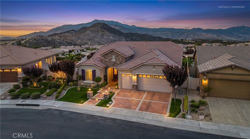 1535 Edgebrook, Beaumont, CA, 92223-7495 | Card Image