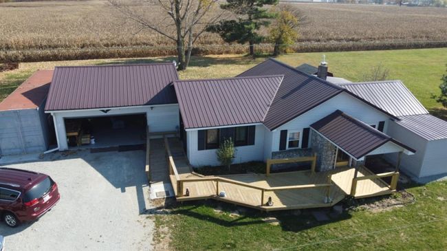 3726 S County Road 850 W, House other with 3 bedrooms, 2 bathrooms and null parking in Glenwood IN | Image 25