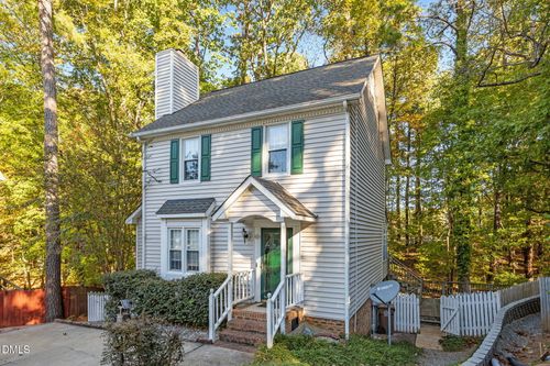 121 London Plain Ct, Cary, NC, 27513-5137 | Card Image