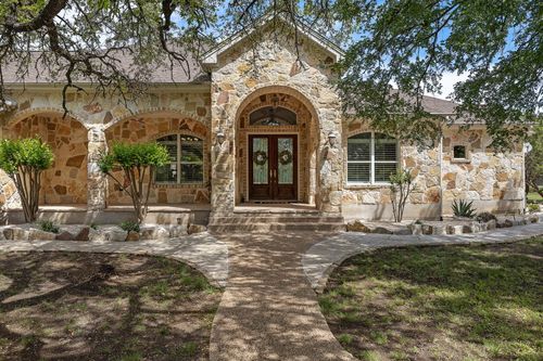 100 Palomino Cv, Jarrell, TX, 76537-1436 | Card Image