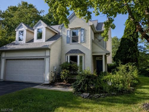 72 Harvard Cir, PRINCETON, NJ, 08540-7937 | Card Image