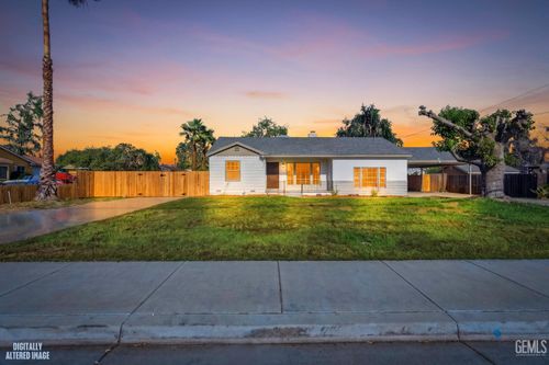 932 Baldwin Road, Bakersfield, CA, 93304 | Card Image