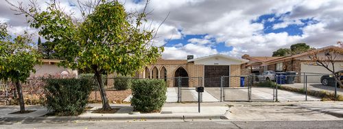 3232 Slocum St, El Paso, TX, 79936-1702 | Card Image