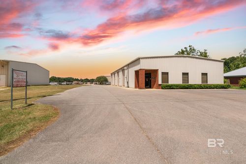 33553 Rosalia Avenue, Lillian, AL, 36549 | Card Image