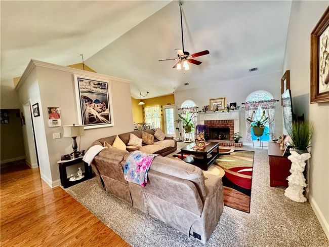 1902 Commons View Cir, House other with 4 bedrooms, 2 bathrooms and null parking in Snellville GA | Image 9