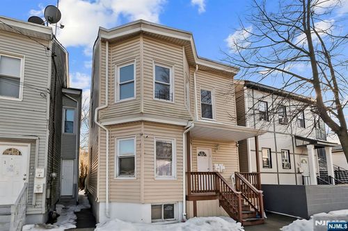 190 N 1st St, Paterson, NJ, 07522-1806 | Card Image