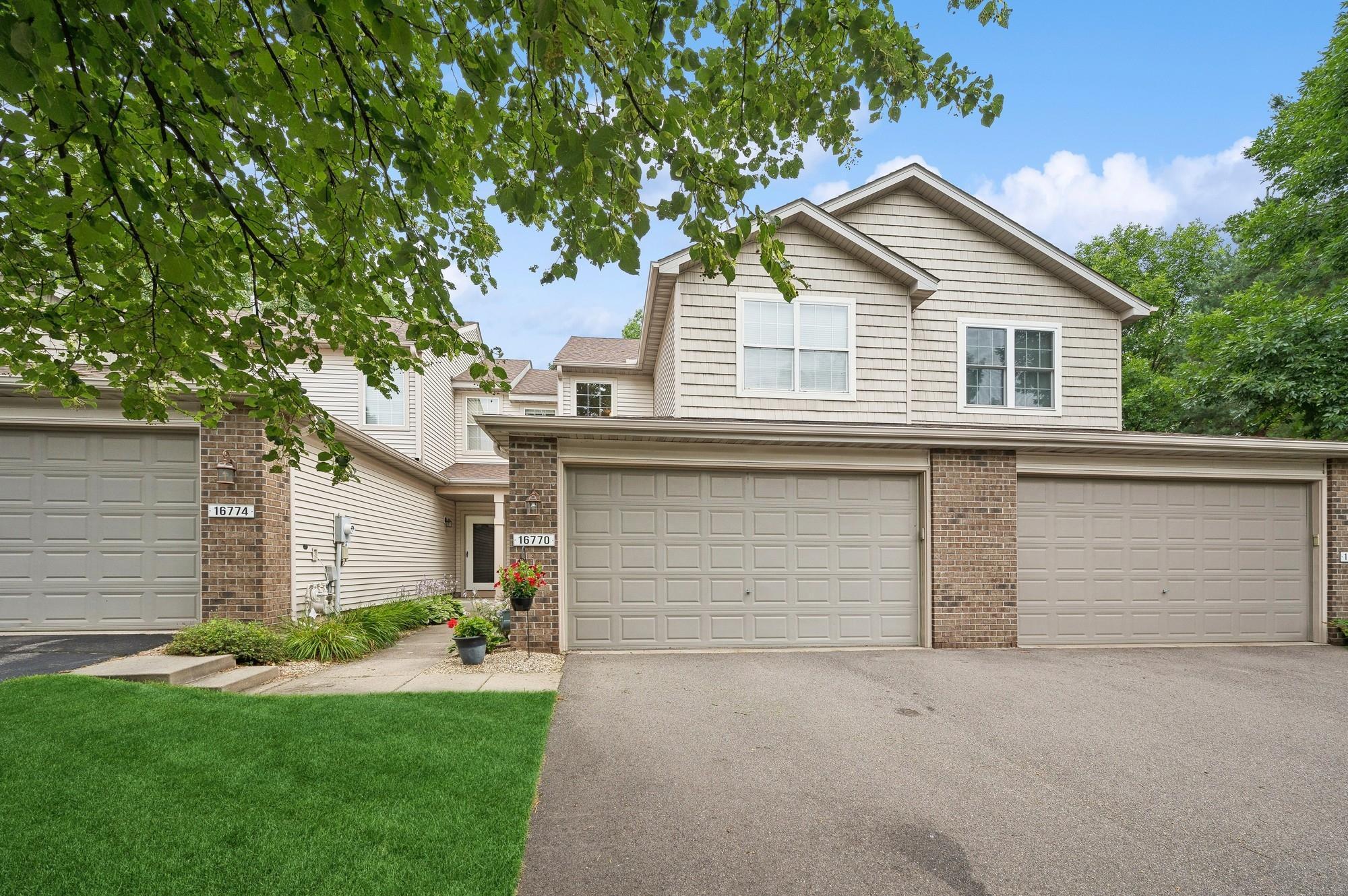 79th Pl, Maple Grove, MN 55311