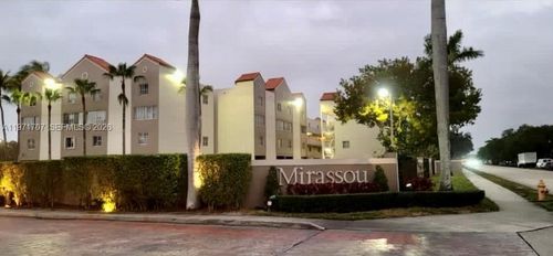 308-6155 Nw 186th St, Hialeah, FL, 33015-6081 | Card Image