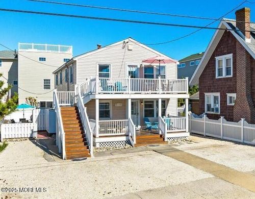 25 E 49th St, Long Bch Twp, NJ, 08008-3908 | Card Image