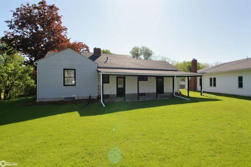 139 Geneva Dr, Oskaloosa, IA, 52577-3067 | Card Image