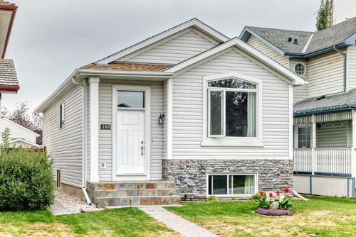 193 Mount Aberdeen Cir Se, Calgary, AB, T2Z3H3 | Card Image