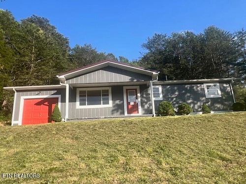 144 Walnut Dr, New Tazewell, TN, 37825-2438 | Card Image