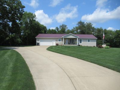 15450 Chapel Hill Street, House other with 3 bedrooms, 2 bathrooms and null parking in Jones MI | Image 1