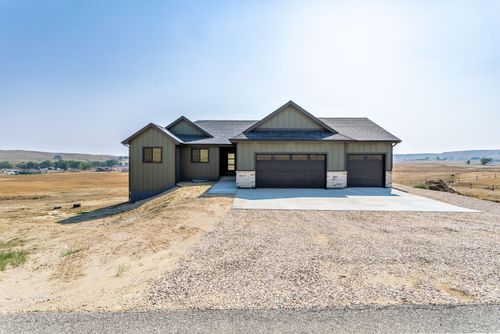 27 Sand Creek Dr, Buffalo, WY, 82834-9489 | Card Image