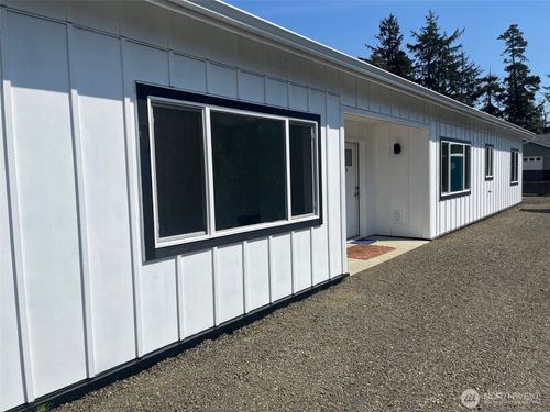 1306 S Melbourne St, Westport, WA, 98595-8939 | Card Image