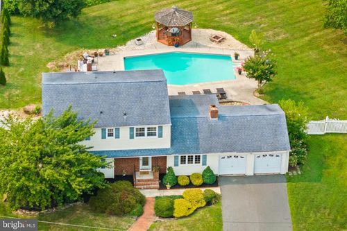 14 Independence Dr, BORDENTOWN, NJ, 08505-2510 | Card Image