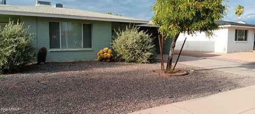 6130 E Akron St, Mesa, AZ, 85205-8906 | Card Image