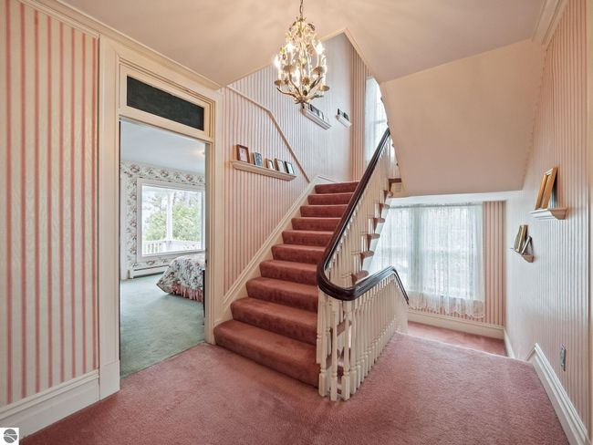 431 Michigan Ave, House other with 10 bedrooms, 7 bathrooms and null parking in Charlevoix MI | Image 40